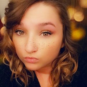 Meet your Posher, Hailea